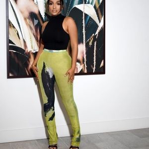 Abstract Mesh Pants Size Large